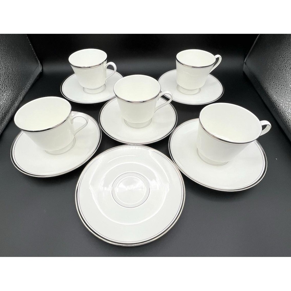 Mikasa Briarcliffe Cups & Saucers Bone China f/ Japan A1-101 VGC 5 +